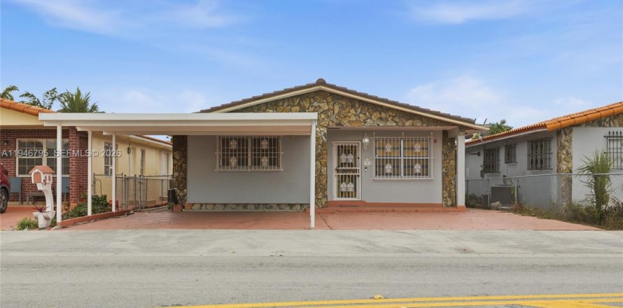 Дом в Хайалиа, Флорида 3 спальни, 132.85м2 № 2011141