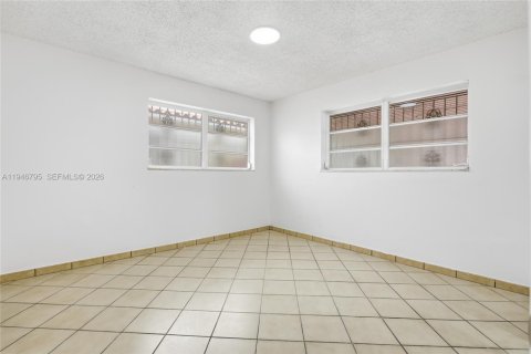 Купить виллу или дом в Хайалиа, Флорида 3 спальни, 132.85м2, № 2011141 - фото 18