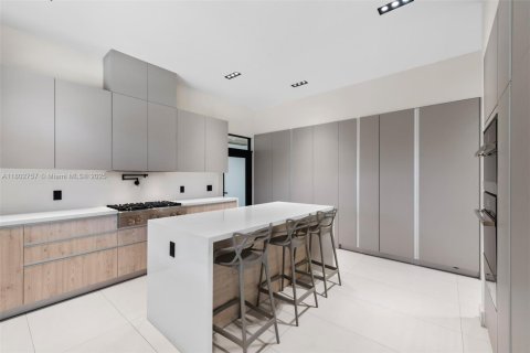 Купить виллу или дом в Майами, Флорида 4 спальни, 273.41м2, № 1862496 - фото 14