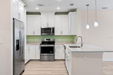 Condominio en venta en Orlando, Florida, 2 dormitorios, 134.24 m2 № 2202581 - foto 12