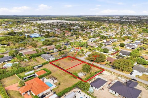 Купить земельный участок в Хомстед, Флорида № 2047983 - фото 10