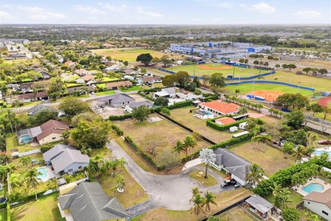 Купить земельный участок в Хомстед, Флорида № 2047983 - фото 19