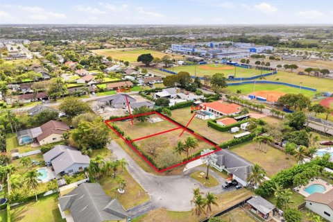 Купить земельный участок в Хомстед, Флорида № 2047983 - фото 6