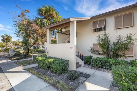 Condominio en Sarasota, Florida, 2 dormitorios  № 2298113