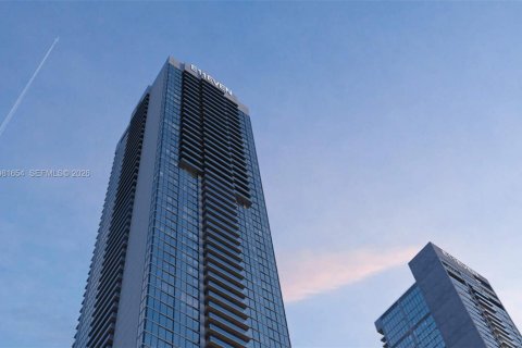 Studio in the Condo in Miami, Florida  № 2047106