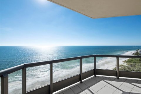 Condominio en venta en Longboat Key, Florida, 3 dormitorios, 315.87 m2 № 2433773 - foto 24