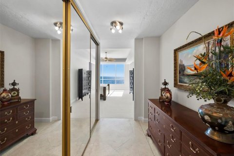 Condominio en venta en Longboat Key, Florida, 3 dormitorios, 315.87 m2 № 2433773 - foto 20
