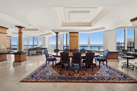 Condominio en venta en Longboat Key, Florida, 3 dormitorios, 315.87 m2 № 2433773 - foto 3