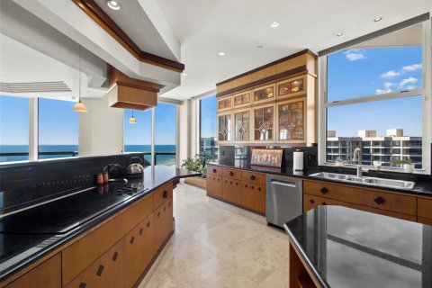 Condominio en venta en Longboat Key, Florida, 3 dormitorios, 315.87 m2 № 2433773 - foto 15