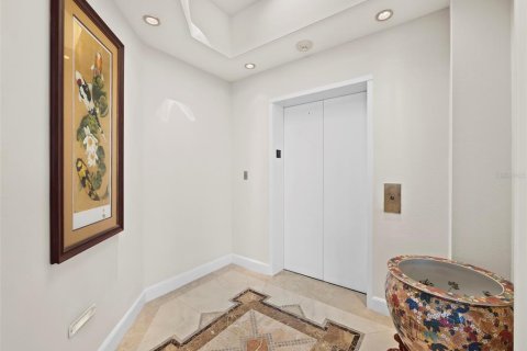 Condominio en venta en Longboat Key, Florida, 3 dormitorios, 315.87 m2 № 2433773 - foto 18