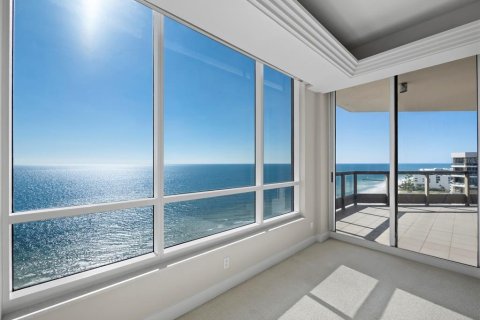 Condominio en venta en Longboat Key, Florida, 3 dormitorios, 315.87 m2 № 2433773 - foto 23