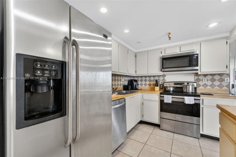 Copropriété à vendre à Sunny Isles Beach, Floride: 68 m2 № 1950715 - photo 10