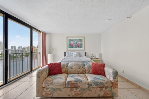 Copropriété à vendre à Sunny Isles Beach, Floride: 68 m2 № 1950715 - photo 18
