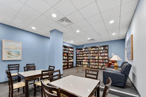 Copropriété à vendre à Sunny Isles Beach, Floride: 68 m2 № 1950715 - photo 28