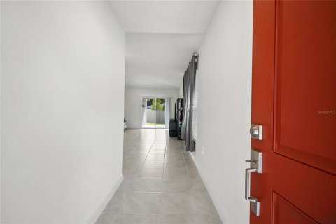 Villa ou maison à vendre à Lakeland, Floride: 3 chambres, 141.4 m2 № 2400113 - photo 4
