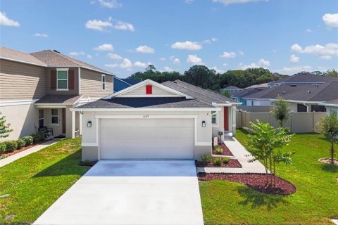 Villa ou maison à Lakeland, Floride 3 chambres, 141.4 m2 № 2400113