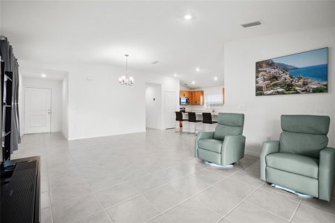 Villa ou maison à vendre à Lakeland, Floride: 3 chambres, 141.4 m2 № 2400113 - photo 11
