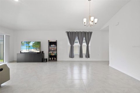 Villa ou maison à vendre à Lakeland, Floride: 3 chambres, 141.4 m2 № 2400113 - photo 12