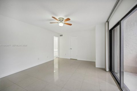 Touwnhouse à louer à Miami, Floride: 2 chambres, 123.56 m2 № 2001170 - photo 23