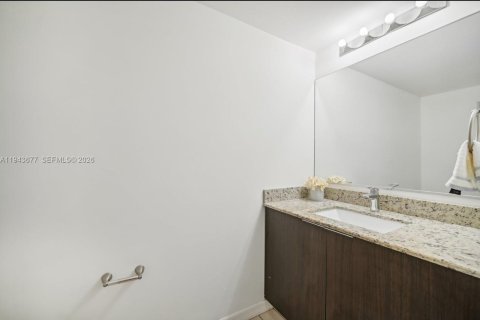 Touwnhouse à louer à Miami, Floride: 2 chambres, 123.56 m2 № 2001170 - photo 21