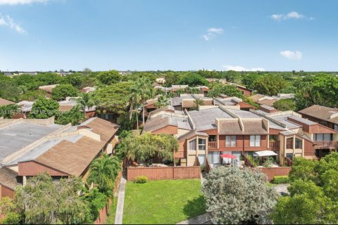 Touwnhouse à louer à Miami, Floride: 2 chambres, 123.56 m2 № 2001170 - photo 30