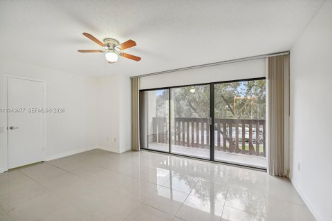 Touwnhouse à louer à Miami, Floride: 2 chambres, 123.56 m2 № 2001170 - photo 22