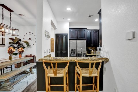 Townhouse in Miramar, Florida 3 bedrooms, 185.8 sq.m. № 2066166 - photo 21