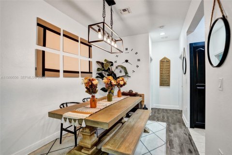 Townhouse in Miramar, Florida 3 bedrooms, 185.8 sq.m. № 2066166 - photo 20