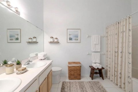 Townhouse in Brandon, Florida 2 bedrooms, 103.12 sq.m. № 2093436 - photo 26