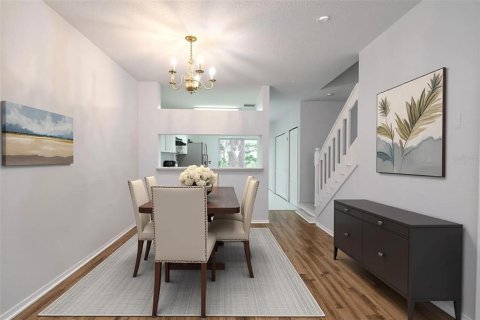 Townhouse in Brandon, Florida 2 bedrooms, 103.12 sq.m. № 2093436 - photo 6