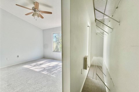 Townhouse in Brandon, Florida 2 bedrooms, 103.12 sq.m. № 2093436 - photo 23