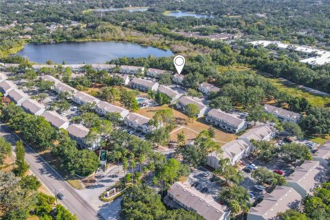 Townhouse in Brandon, Florida 2 bedrooms, 103.12 sq.m. № 2093436 - photo 3