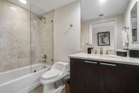 Condo in Riviera Beach, Florida, 3 bedrooms  № 2169582 - photo 30