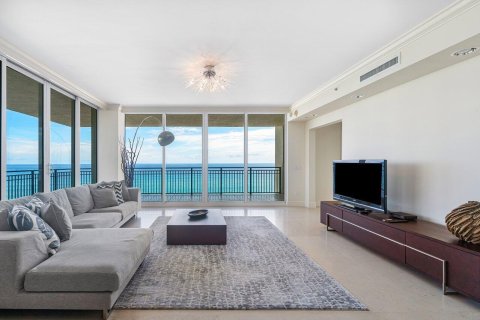 Condo in Riviera Beach, Florida, 3 bedrooms  № 2169582 - photo 6