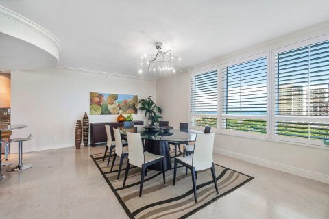 Condo in Riviera Beach, Florida, 3 bedrooms  № 2169582 - photo 9
