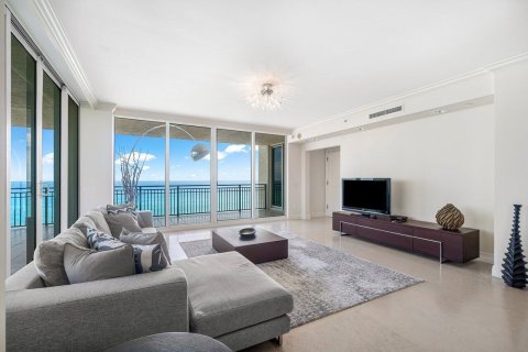 Condo in Riviera Beach, Florida, 3 bedrooms  № 2169582 - photo 7