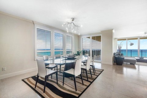 Condo in Riviera Beach, Florida, 3 bedrooms  № 2169582 - photo 11