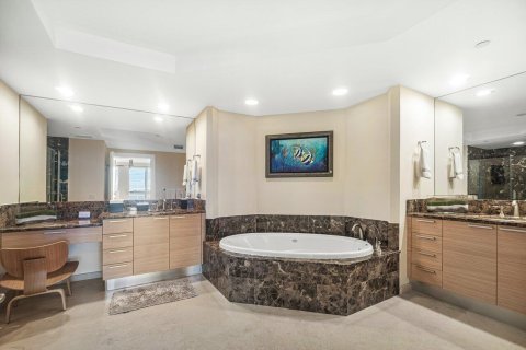Condo in Riviera Beach, Florida, 3 bedrooms  № 2169582 - photo 22