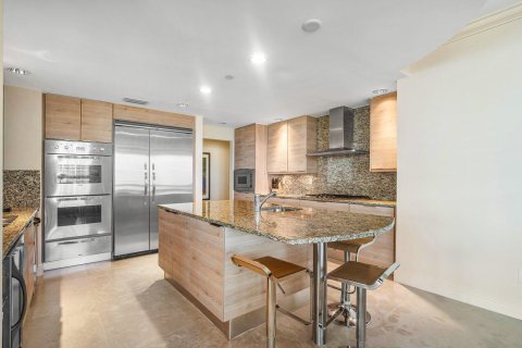 Condo in Riviera Beach, Florida, 3 bedrooms  № 2169582 - photo 14