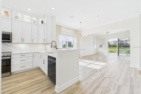Condo in Palm Coast, Florida, 3 bedrooms  № 1913300 - photo 17