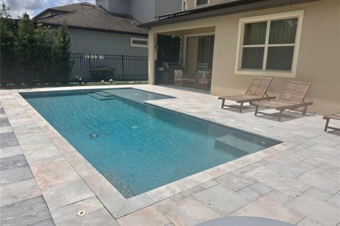 House in Winter Garden, Florida 4 bedrooms, 244.7 sq.m. № 1773908 - photo 11