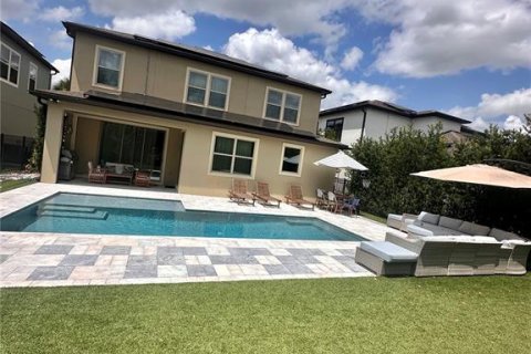 House in Winter Garden, Florida 4 bedrooms, 244.7 sq.m. № 1773908 - photo 8