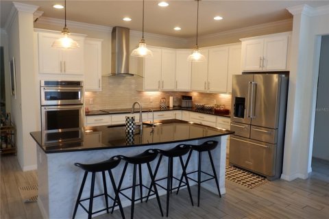 House in Winter Garden, Florida 4 bedrooms, 244.7 sq.m. № 1773908 - photo 15