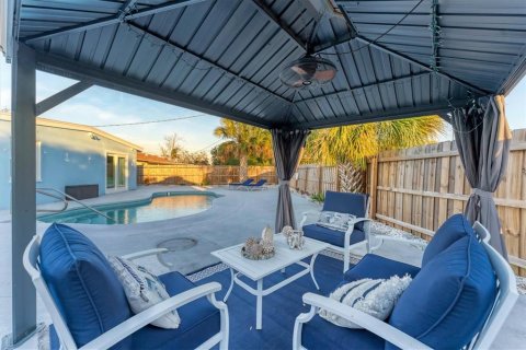 House in Bradenton, Florida 3 bedrooms, 137.68 sq.m. № 1560878 - photo 27
