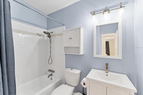 House in Bradenton, Florida 3 bedrooms, 137.68 sq.m. № 1560878 - photo 23