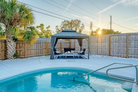 House in Bradenton, Florida 3 bedrooms, 137.68 sq.m. № 1560878 - photo 26
