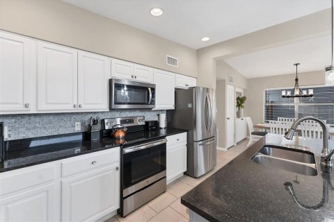House in Bradenton, Florida 3 bedrooms, 137.68 sq.m. № 1560878 - photo 12