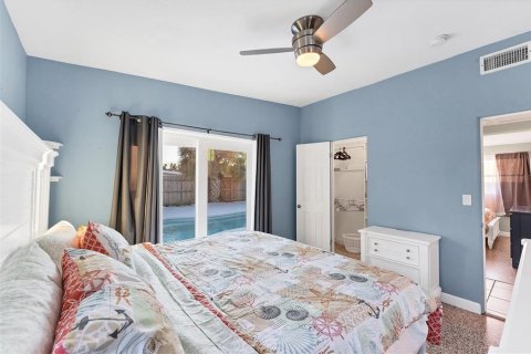 House in Bradenton, Florida 3 bedrooms, 137.68 sq.m. № 1560878 - photo 18
