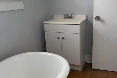 Снять в аренду квартиру в Сент-Питерсберг, Флорида 1 спальня, 51.1м2, № 2101151 - фото 9