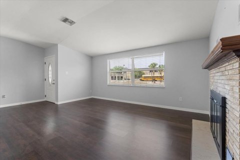 Villa ou maison à vendre à Apopka, Floride: 3 chambres, 130.99 m2 № 1652195 - photo 4